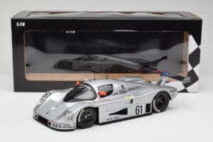Sauber Mercedes C9 #61 M. Baldi / K. Acheson / G. Brancatelli 2nd Place 24 Hours of Le Mans 1989 Minichamps 1:18 155893561 Me - imagem 6 de 6