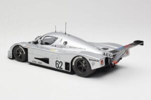 Sauber Mercedes C9 #62 J. Schlesser / J-P. Jabouille / A. Cudini 5th Place 24 Hours of Le Mans 1989 Minichamps 1:18 155893562 - imagem 5 de 6