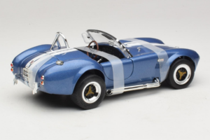 Shelby Cobra 427 S/C Azul Risca Branca Road Signature 1:18 92058-P2 Metal - imagem 2 de 6
