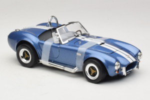 Shelby Cobra 427 S/C Azul Risca Branca Road Signature 1:18 92058-P2 Metal - imagem 4 de 6