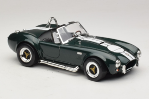 Shelby Cobra 427 S/C Verde Escuro Riscas Brancas Road Signature 1:18 92058-P1 Metal - imagem 6 de 8
