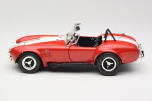 Shelby Cobra 427 S/C Guardsman Red ERTL 1:18 7369 Metal - imagem 4 de 8