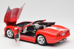 Shelby Series 1 Cabriolet Vermelho Bburago 1:18 3353 Metal - imagem 5 de 8