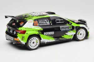 Skoda Fabia Rally2 #23 O. Solberg / E. Edmondson Rally Monte Carlo 2023 IXO 1:18 18RMC155A Metal - imagem 2 de 6