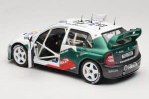 Skoda Fabia WRC #15 T. Gardemeister / P. Lukander WRC 1999 Solido 1:18 90457 Metal - imagem 5 de 8