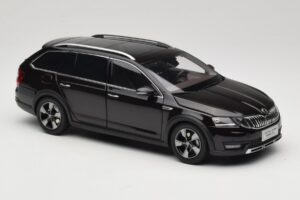 Skoda Octavia Mk4 Combi Castanho Paudi Model 1:18 ZMR000005BRA Metal - imagem 6 de 8