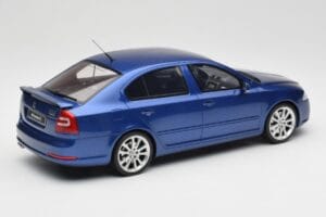 Skoda Octavia RS 1Z Race Blue Metallic Otto 1:18 OT478 Resina - imagem 2 de 6