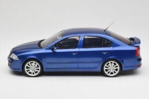 Skoda Octavia RS 1Z Race Blue Metallic Otto 1:18 OT478 Resina - imagem 3 de 6
