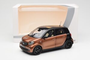 Smart Forfour W453 Preto Hazel Castanho Norev 1:18 B66960299 Metal - imagem 8 de 8