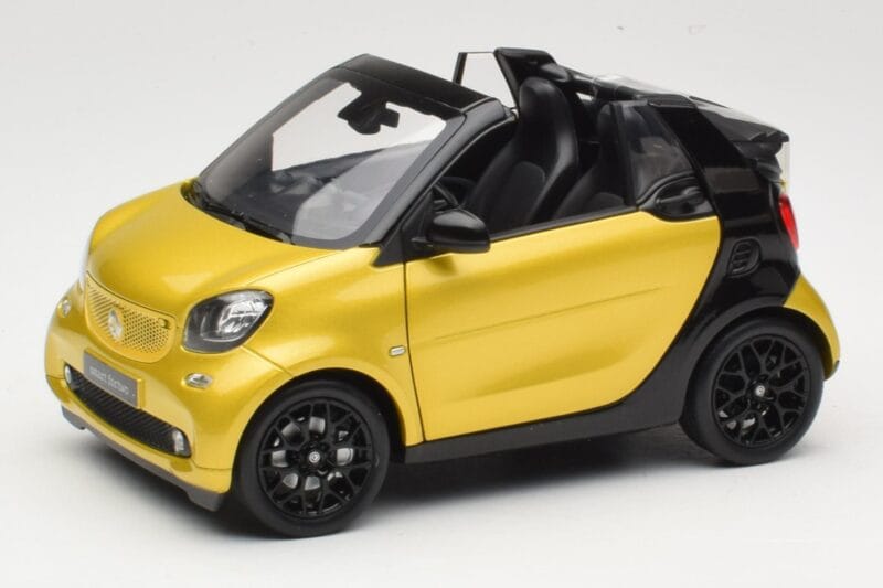 Smart Fortwo 453 Cabriolet Preto E Amarelo Norev 1:18 B66960289 Metal