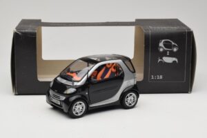 Smart Fortwo Preto Kyosho 1:18 0004830V000C08Q00 Metal - imagem 8 de 8