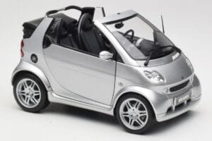 Smart Fortwo W450 Brabus Cabrio Prateado Edição Concessionário Kyosho 1:18 0017769V001C05Q00 Metal - imagem 6 de 8