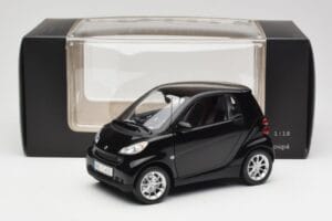 Smart Fortwo Coupé W451 Deep Preto Minichamps 1:18 Q0022563V001C02Q00 Metal - imagem 8 de 8