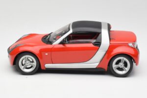 Smart Roadster Vermelho Bburago 1:18 34099 Metal - imagem 4 de 8