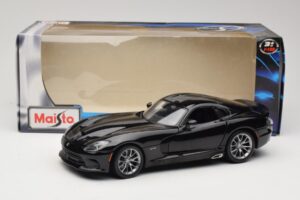 SRT Viper GTS Preto Maisto 1:18 31128 Metal - imagem 8 de 8