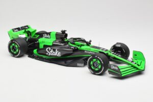 Stake F1 Team Kick Sauber C44 #77 V. Bottas Emilia Romagna GP 2024 Minichamps 1:18 117240177 Metal - imagem 5 de 7