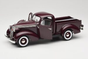 Studebaker Coupe Express Pickup Castanho American Mint 1:18 92458-R1 Metal - imagem 2 de 8