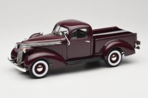 Studebaker Coupe Express Pickup Castanho American Mint 1:18 92458-R1 Metal