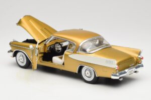 Studebaker Golden Hawk Anson 1:18 30384 Metal - imagem 5 de 8