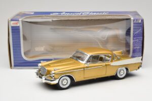 Studebaker Golden Hawk Anson 1:18 30384 Metal - imagem 8 de 8