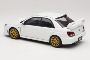 Subaru Impreza WRX STi GD Branco AUTOart 1:18 78682 Metal - imagem 7 de 8