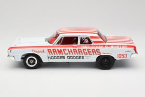 Dodge 330 Super Stock Ramchargers NHRA 1964 Highway 61 1:18 50044 Metal - imagem 4 de 8