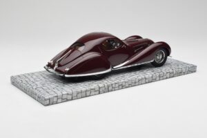 Talbot-Lago T150-C-SS Coupe Mullin Museum Minichamps 1:18 107117120 Metal - imagem 2 de 6