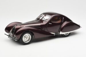 Talbot-Lago T150 C-SS Figoni & Falaschi Teardrop Bordeaux Escuro Metalizado CMC 1:18 M-179 Metal