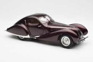 Talbot-Lago T150 C-SS Figoni & Falaschi Teardrop Bordeaux Escuro Metalizado CMC 1:18 M-179 Metal - imagem 6 de 6
