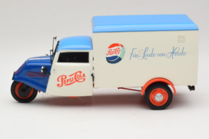 Tempo Dreirad Kastenwagen Pepsi Minichamps 1:18 150099024 Metal - imagem 4 de 8