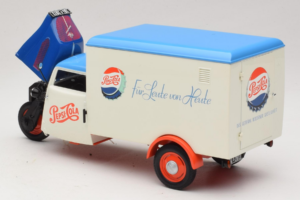 Tempo Dreirad Kastenwagen Pepsi Minichamps 1:18 150099024 Metal - imagem 5 de 8