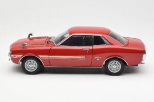 Toyota Celica 1600 GT TA22 Vermelho AUTOart 1:18 78783 Metal - imagem 4 de 8