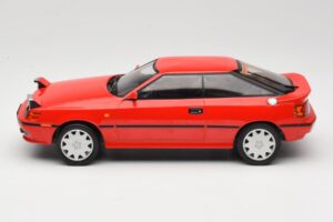 Toyota Celica GT-Four ST165 Vermelho IXO 1:18 18CMC001 Metal - imagem 3 de 6