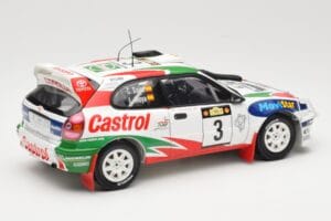Toyota Corolla WRC #3 C. Sainz / L. Moya Safari Rally 1999 AUTOart 1:18 89982 Metal - imagem 3 de 8