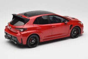 Toyota GR Corolla Circuit Edition E210 Supersonic Red Otto 1:18 OT1072 Resina - imagem 2 de 6