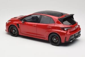 Toyota GR Corolla Circuit Edition E210 Supersonic Red Otto 1:18 OT1072 Resina - imagem 5 de 6
