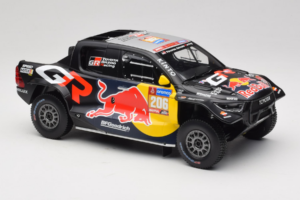 Toyota GR DKR Hilux Evo #206 L. Moraes / A. Monleon Rally Dakar 2024 IXO 1:18 18RMC238A Metal - imagem 4 de 6