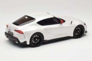 Toyota GR Supra A90 Fuji Speedway Edition White Pearl Metallic GT Spirit 1:18 GT341 Resina - imagem 2 de 6