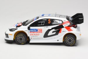 Toyota GR Yaris Rally1 #5 Toyota Gazoo Racing WRT S. Pajari / E. Malkonen Rally Finland 2024 IXO 1:18 18RMC217 Metal - imagem 3 de 6