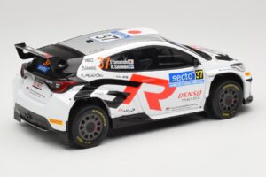 Toyota GR Yaris Rally2 #37 Y. Yamamoto Rally Finland 2024 IXO 1:18 18RMC212A Metal - imagem 2 de 6