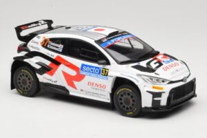 Toyota GR Yaris Rally2 #37 Y. Yamamoto Rally Finland 2024 IXO 1:18 18RMC212A Metal - imagem 4 de 6