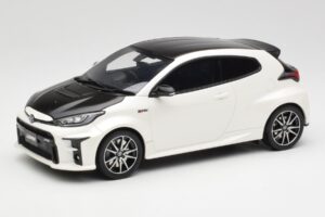 Toyota GRMN Yaris Rally Package Branco Otto 1:18 OT1071 Resina