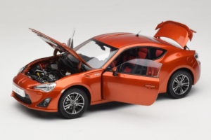Toyota GT86 Vermelho Century Dragon 1:18 CD01 Metal - imagem 2 de 8