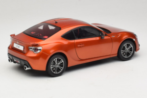 Toyota GT86 Vermelho Century Dragon 1:18 CD01 Metal - imagem 3 de 8