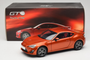 Toyota GT86 Vermelho Century Dragon 1:18 CD01 Metal - imagem 8 de 8