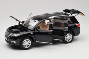 Toyota Highlander XU40 Preto Paudi Model 1:18 2043612-B1 Metal - imagem 2 de 8