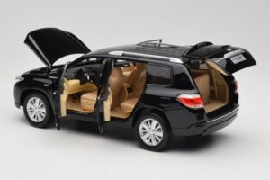Toyota Highlander XU40 Preto Paudi Model 1:18 2043612-B1 Metal - imagem 5 de 8