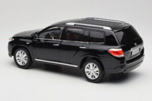 Toyota Highlander XU40 Preto Paudi Model 1:18 2043612-B1 Metal - imagem 7 de 8