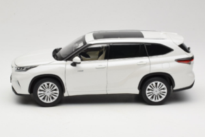 Toyota Highlander XU70 Branco OEM 1:18 26071-2011 Metal - imagem 4 de 8