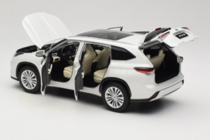 Toyota Highlander XU70 Branco OEM 1:18 26071-2011 Metal - imagem 5 de 8